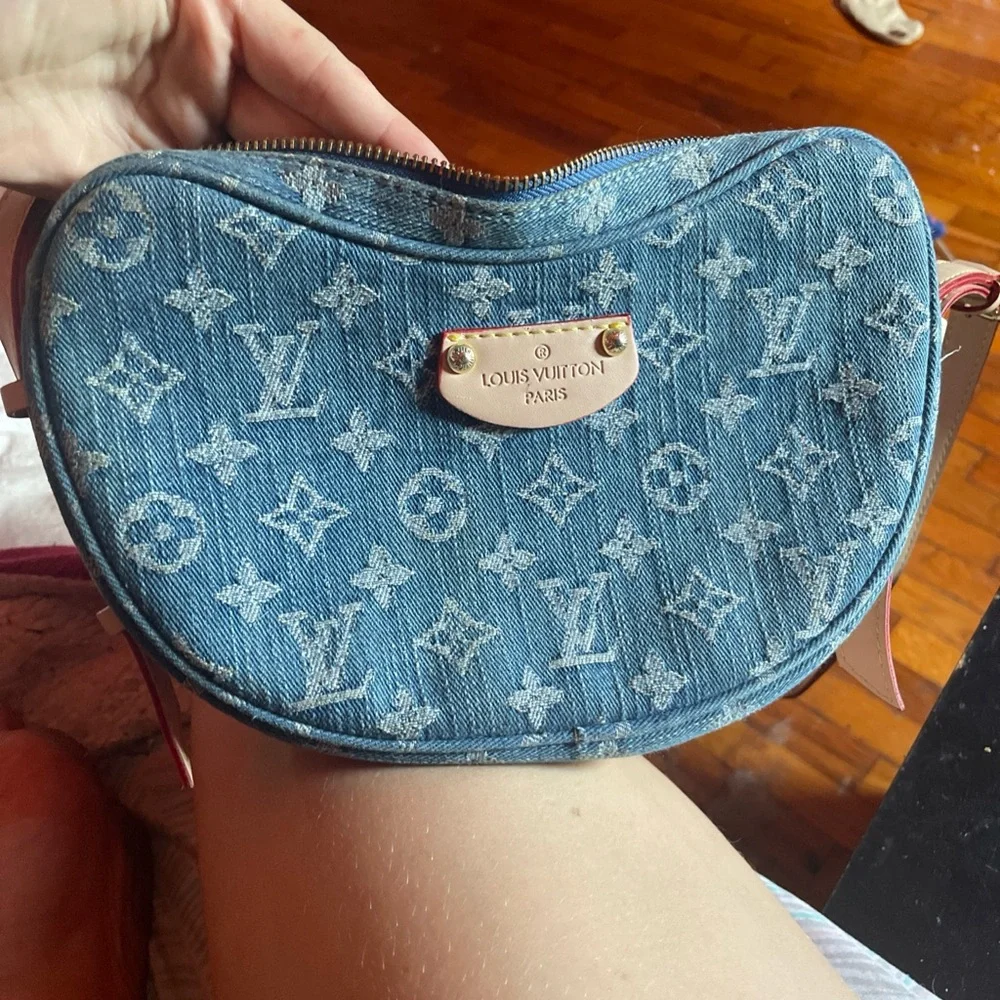 Louis Vuitton Blue Denim Women's shoulder bag with coin bag - Picture 9 of 16